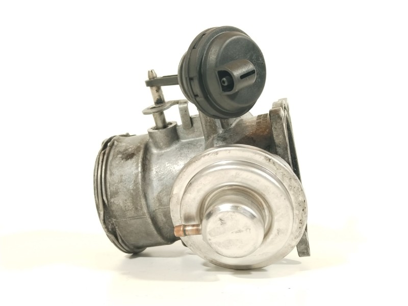 Recambio de valvula egr para volkswagen touareg (7la, 7l6, 7l7) 2.5 r5 tdi referencia OEM IAM 070128070F 070128073 