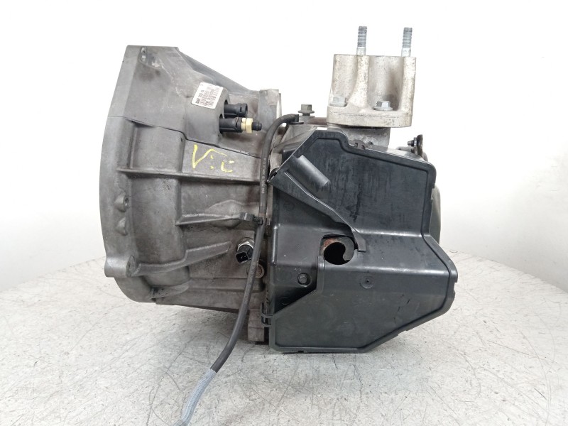 Recambio de caja cambios para ford fiesta vi (cb1, ccn) 1.6 tdci referencia OEM IAM 8A6R7002FA  