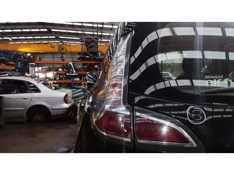 Recambio de piloto trasero izquierdo para renault scénic iii (jz0/1_) 1.2 tce referencia OEM IAM 265558940R 2655550013R 