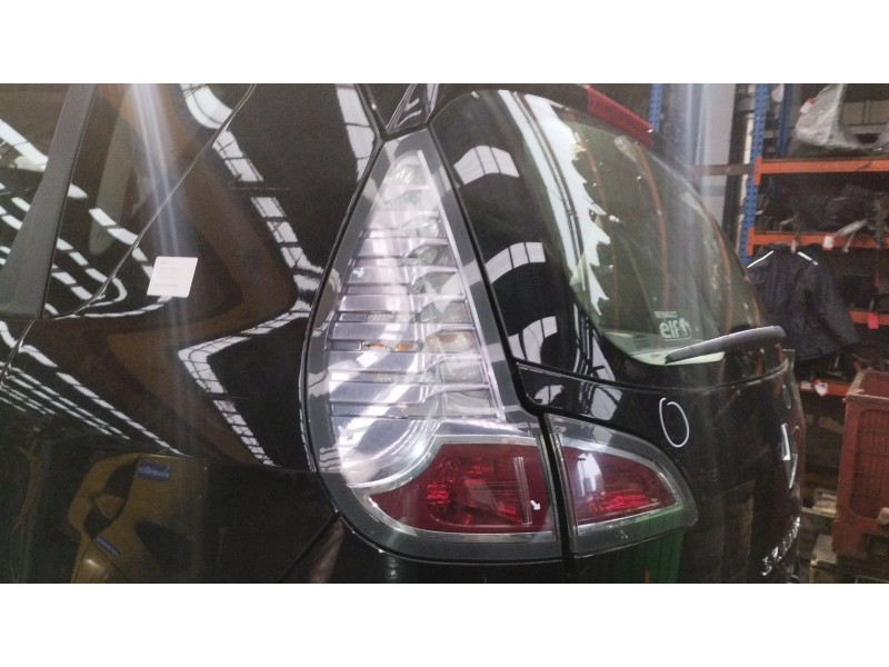 Recambio de piloto trasero izquierdo para renault scénic iii (jz0/1_) 1.2 tce referencia OEM IAM 265558940R 2655550013R 