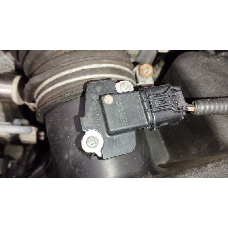 Recambio de caudalimetro para toyota avensis station wagon (_t27_) 2.2 d-4d (adt271_) referencia OEM IAM 2220426010 AFH70M77 