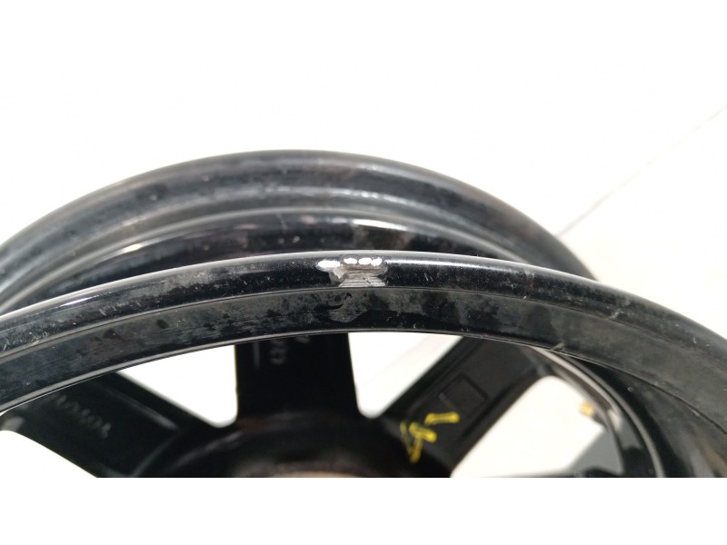 Recambio de llanta para toyota aygo x-cite referencia OEM IAM 426110H050  