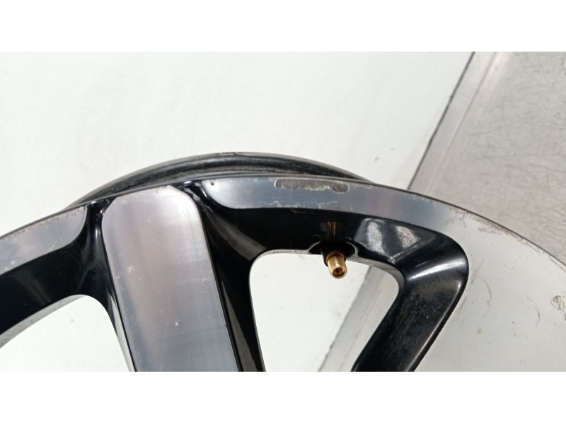 Recambio de llanta para citroën c4 cactus 1.6 bluehdi 100 referencia OEM IAM 9800494077  