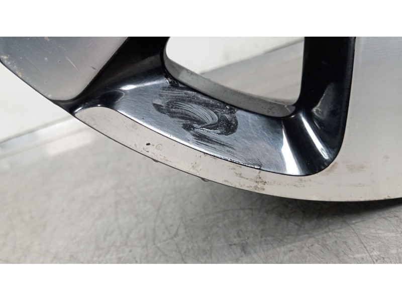 Recambio de llanta para citroën c4 cactus 1.6 bluehdi 100 referencia OEM IAM 9800494077  