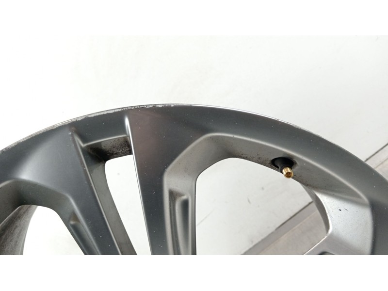 Recambio de llanta para audi q5 (8rb) sq5 tdi quattro referencia OEM IAM 8R0601025BK  