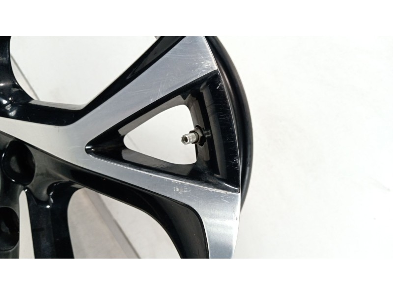 Recambio de llanta para toyota c-hr (_x1_) 1.8 hybrid (zyx10_, zyx11_) referencia OEM IAM CMS86018  