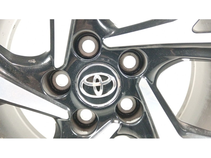 Recambio de llanta para toyota c-hr (_x1_) 1.8 hybrid (zyx10_, zyx11_) referencia OEM IAM CMS86018  