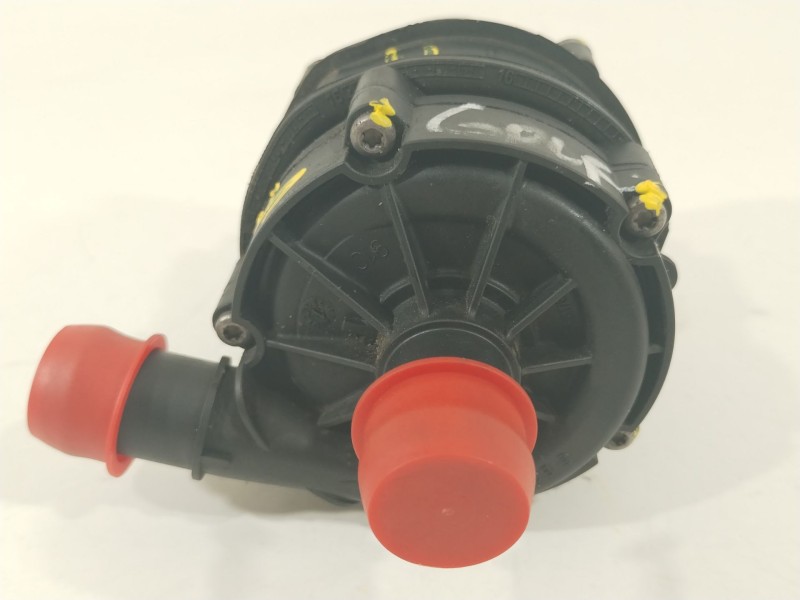 Recambio de bomba agua para volkswagen golf vii lim. gte referencia OEM IAM 04L965567 0392024003 