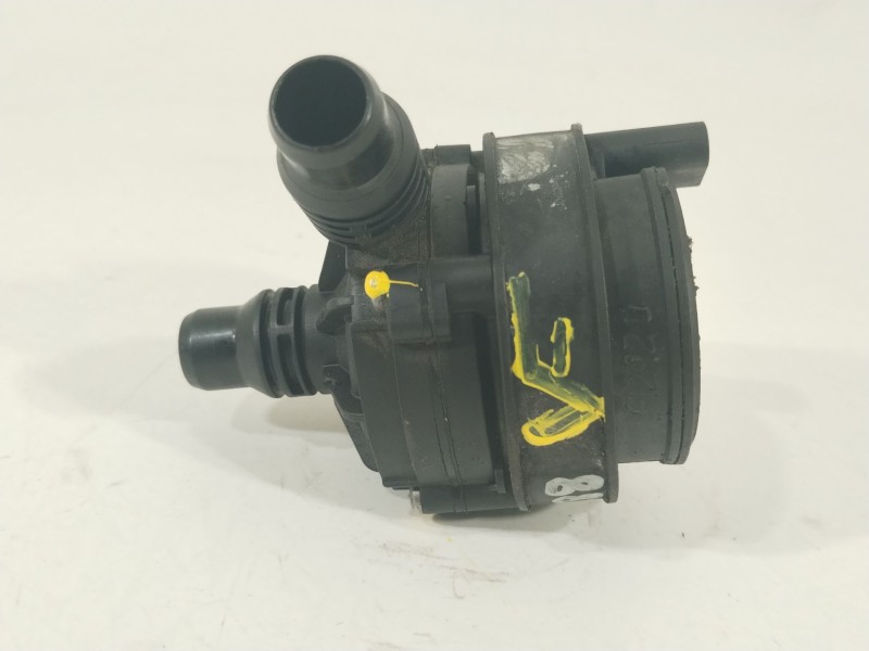 Recambio de bomba agua para mercedes-benz clase a (w176) a 180 (176.042) referencia OEM IAM A0005003600 0392023409 