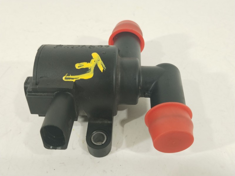 Recambio de bomba agua para volkswagen golf vii lim. gte referencia OEM IAM 5Q0906457B  