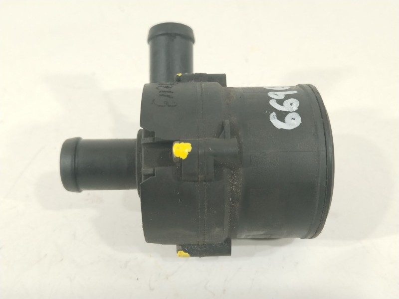 Recambio de bomba agua para opel vivaro b kasten/combi combi l1 2.7t referencia OEM IAM 925164GA0A 0392023219 