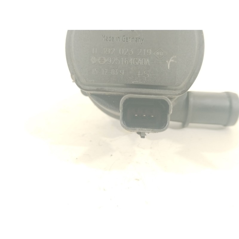 Recambio de bomba agua para opel vivaro b kasten/combi combi l1 2.7t referencia OEM IAM 925164GA0A 0392023219 