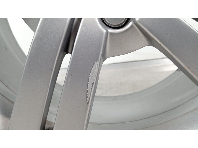 Recambio de llanta para seat leon (1p1) fr 1 referencia OEM IAM 1P0601025D  