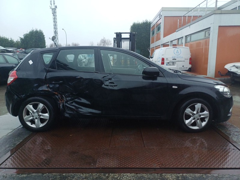 kia cee´d hatchback (ed) del año 2010