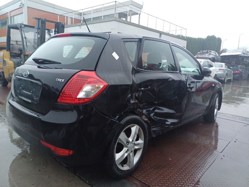 kia cee´d hatchback (ed) del año 2010