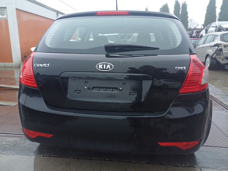 kia cee´d hatchback (ed) del año 2010