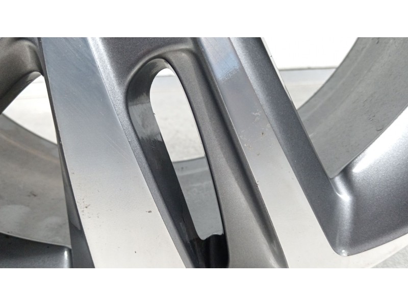 Recambio de llanta para peugeot traveller autobús (v_) 2.0 bluehdi 145 referencia OEM IAM 9810098577  