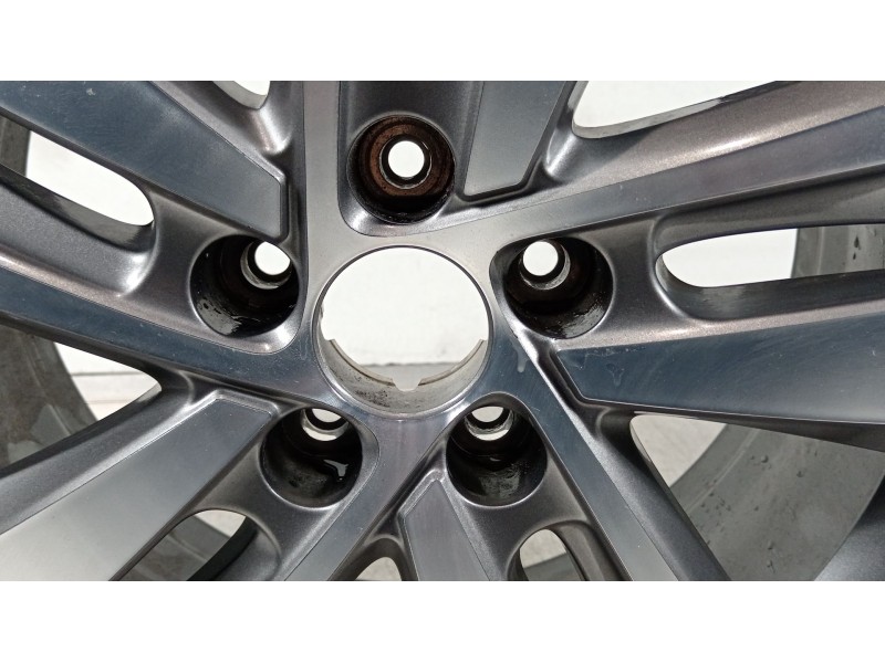 Recambio de llanta para peugeot traveller autobús (v_) 2.0 bluehdi 145 referencia OEM IAM 9810098577  