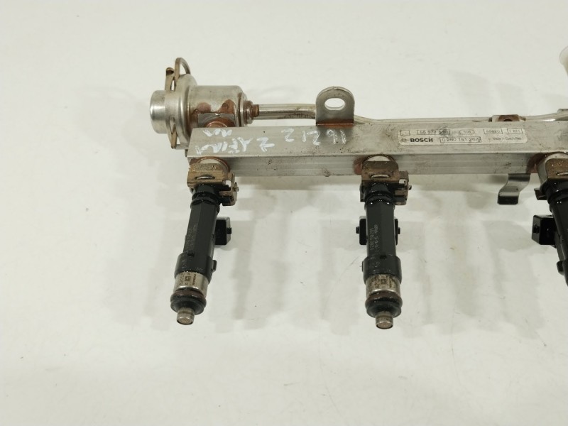 Recambio de rampa inyectora para opel zafira tourer c (p12) 1.4 (75) referencia OEM IAM 55577580 0250151267 