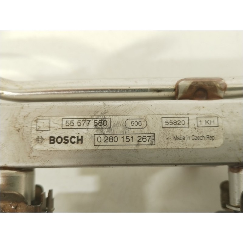 Recambio de rampa inyectora para opel zafira tourer c (p12) 1.4 (75) referencia OEM IAM 55577580 0250151267 