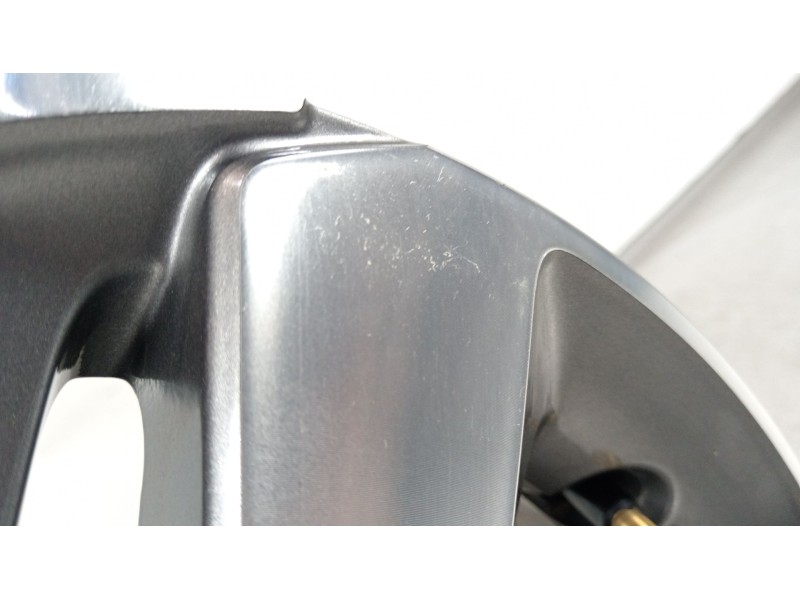 Recambio de llanta para peugeot traveller autobús (v_) 2.0 bluehdi 145 referencia OEM IAM 9810098577  