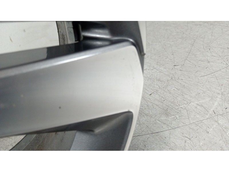 Recambio de llanta para peugeot traveller autobús (v_) 2.0 bluehdi 145 referencia OEM IAM 9810098577  