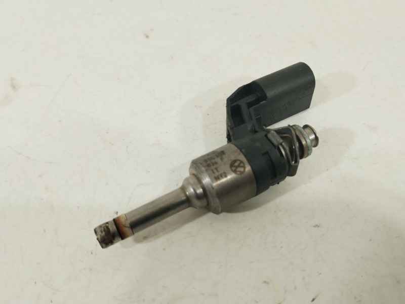 Recambio de inyector para volkswagen golf v variant (1k5) highline referencia OEM IAM 03C906036F  