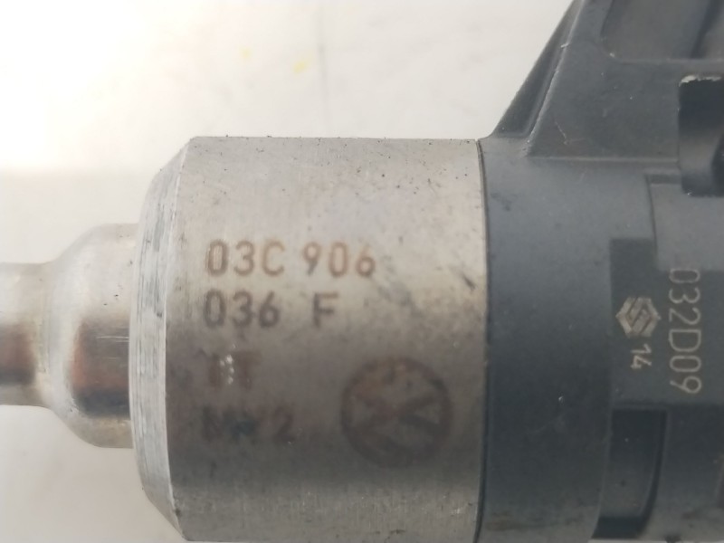 Recambio de inyector para volkswagen golf v variant (1k5) highline referencia OEM IAM 03C906036F IHP072 