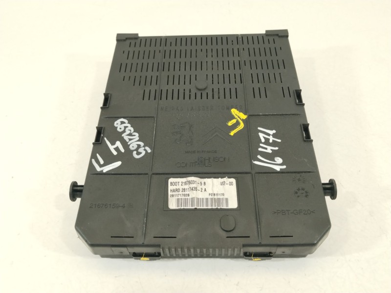 Recambio de caja reles / fusibles para peugeot 307 break (3e) 1.6 16v referencia OEM IAM 9661940480 BSI2004H05 216760315B