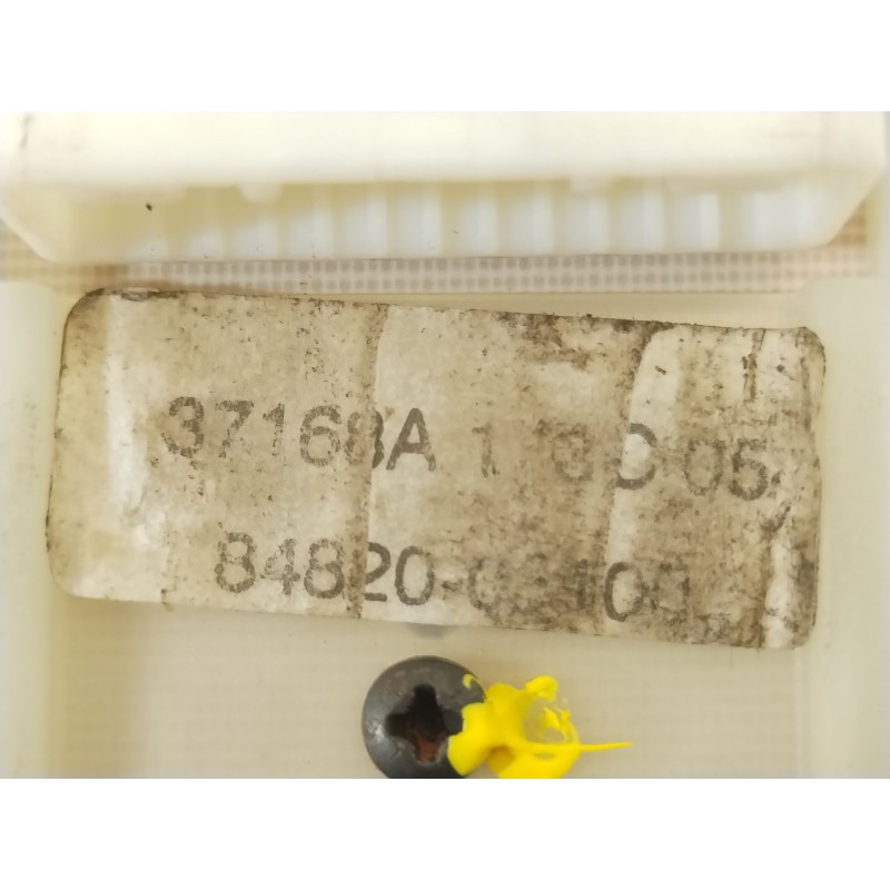 Recambio de mando elevalunas delantero izquierdo para toyota avensis sedán (_t25_) 2.0 (azt250_) referencia OEM IAM 8482005100 8