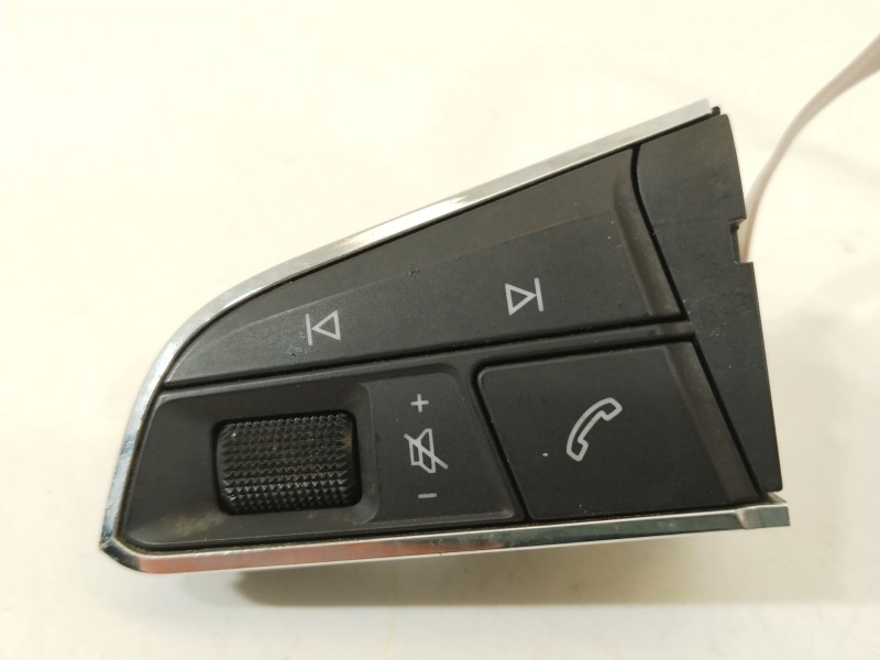 Recambio de mando volante para seat leon (5f1) i-tech referencia OEM IAM 5F0919719B  