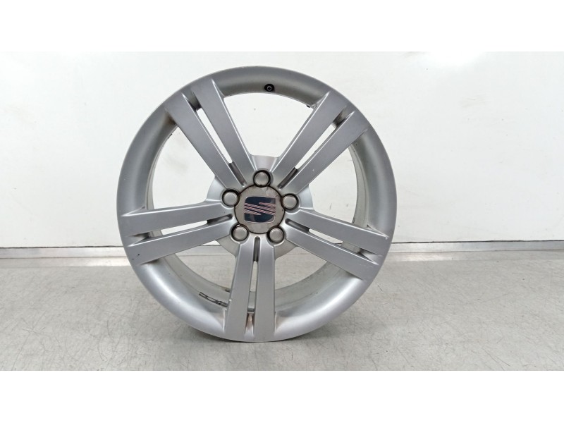 Recambio de llanta para seat leon (1p1) fr 1 referencia OEM IAM 1P0601025D  