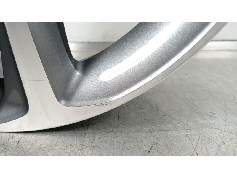 Recambio de llanta para peugeot traveller autobús (v_) 2.0 bluehdi 145 referencia OEM IAM 9810098577  