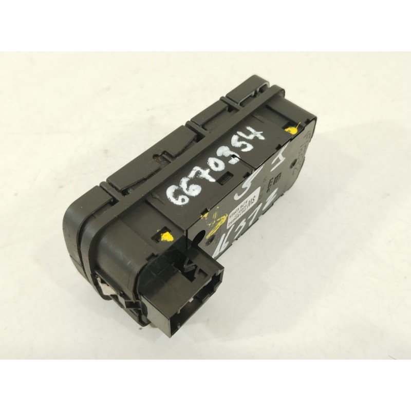 Recambio de mando elevalunas delantero izquierdo para opel vectra c (z02) 1.8 16v referencia OEM IAM 09185952 687833988 