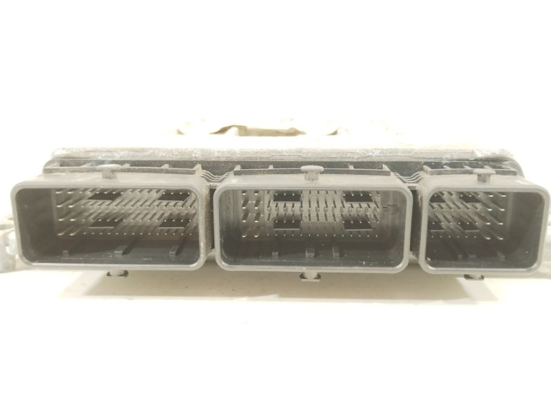 Recambio de centralita motor uce para renault scénic iii (jz0/1_) 1.2 tce referencia OEM IAM 237103251R 237102256R S180158108A