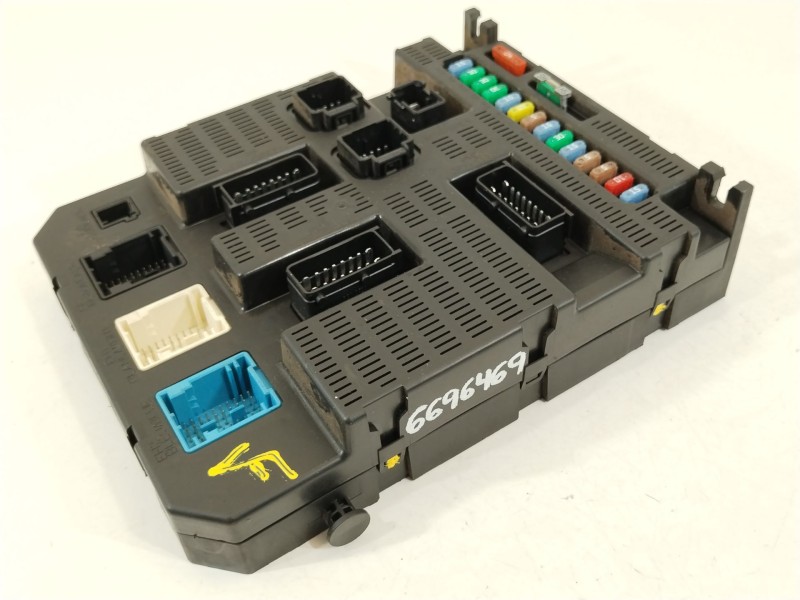 Recambio de caja reles / fusibles para citroën c4 i (lc_) 1.6 hdi referencia OEM IAM 9659285680 BSI2004P09 