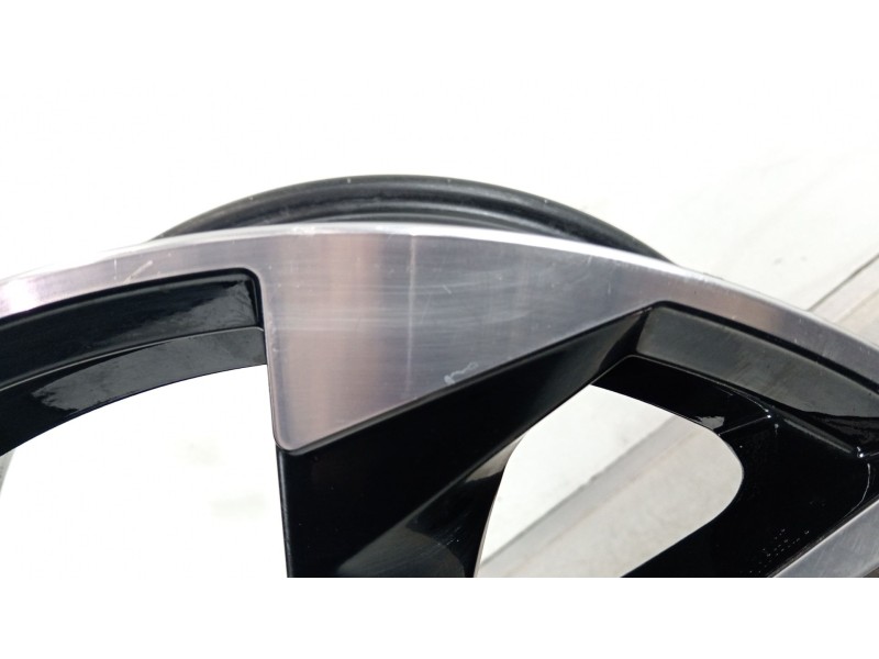 Recambio de llanta para audi a5 sportback (f5a) advanced quattro referencia OEM IAM 8.5JX19 H2 ET35  