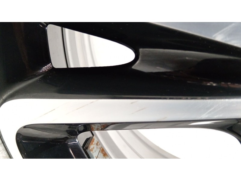 Recambio de llanta para citroën c4 picasso feel referencia OEM IAM 9813883177  