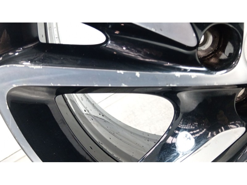 Recambio de llanta para citroën c4 picasso feel referencia OEM IAM 9813883177  