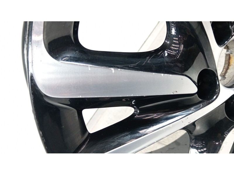 Recambio de llanta para citroën c4 picasso feel referencia OEM IAM 9813883177  