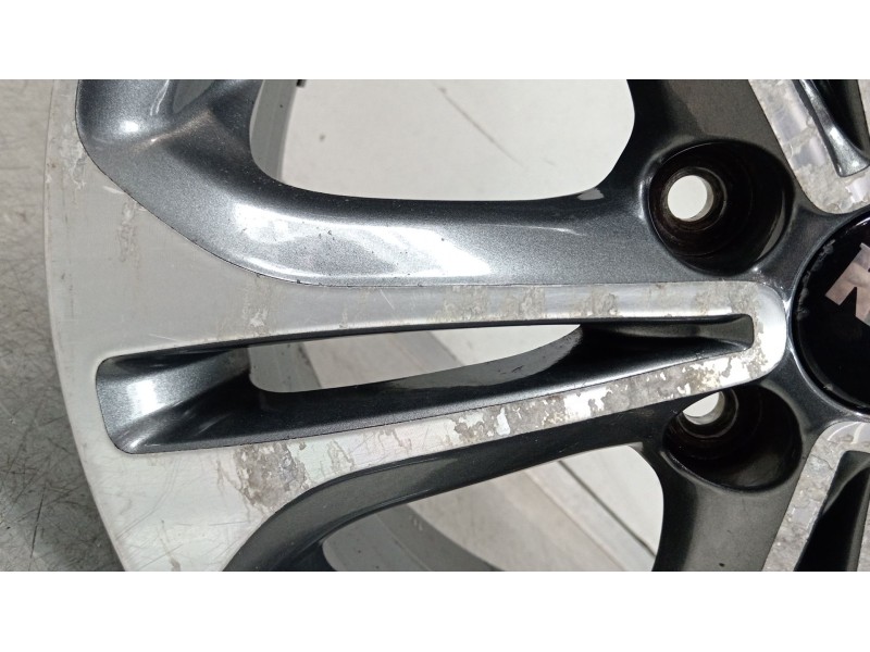 Recambio de llanta para kia cee´d (jd) 1.6 crdi 136 referencia OEM IAM 52910a2630  