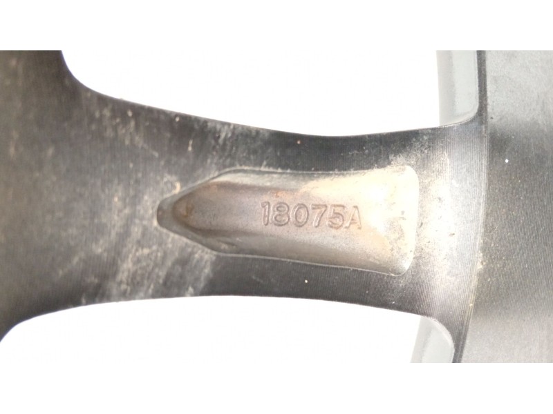 Recambio de llanta para honda cr-v vi hybrid referencia OEM IAM 18075A  