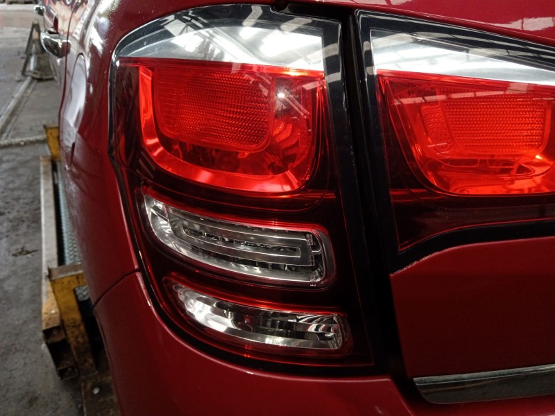 Recambio de piloto trasero izquierdo para citroën c3 ii (sc_) 1.2 thp 110 referencia OEM IAM   