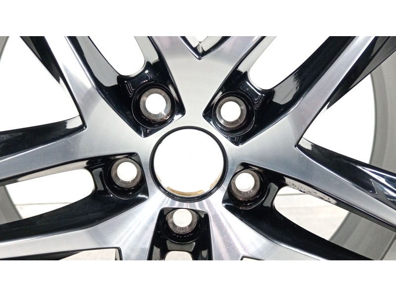 Recambio de llanta para seat ibiza v (kj1, kjg) 1.0 tsi referencia OEM IAM 6F0601025E  