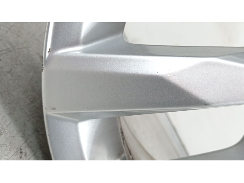 Recambio de llanta para volkswagen touran (5t1) 1.6 tdi referencia OEM IAM 5TA601025  