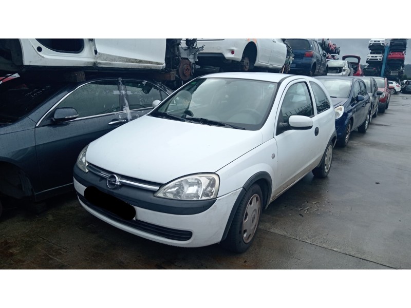 opel corsa c (x01) del año 2002