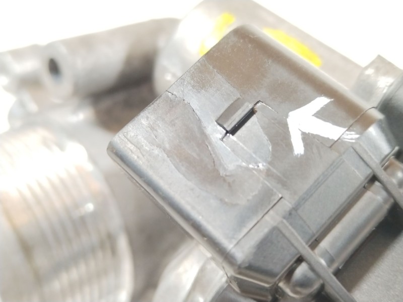 Recambio de caja mariposa para volkswagen passat b7 (362) 2.0 tdi referencia OEM IAM 03L128063R A2C31762900 