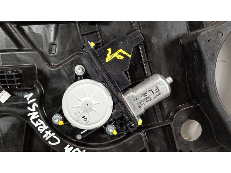 Recambio de elevalunas delantero izquierdo para kia carens iv 1.6 gdi referencia OEM IAM 82470A4260 82450A4010 82470A4000