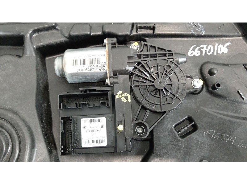 Recambio de elevalunas delantero izquierdo para volkswagen golf vi (5k1) 2.0 gti referencia OEM IAM 5K1837729Q 5K0959701C 5K0959