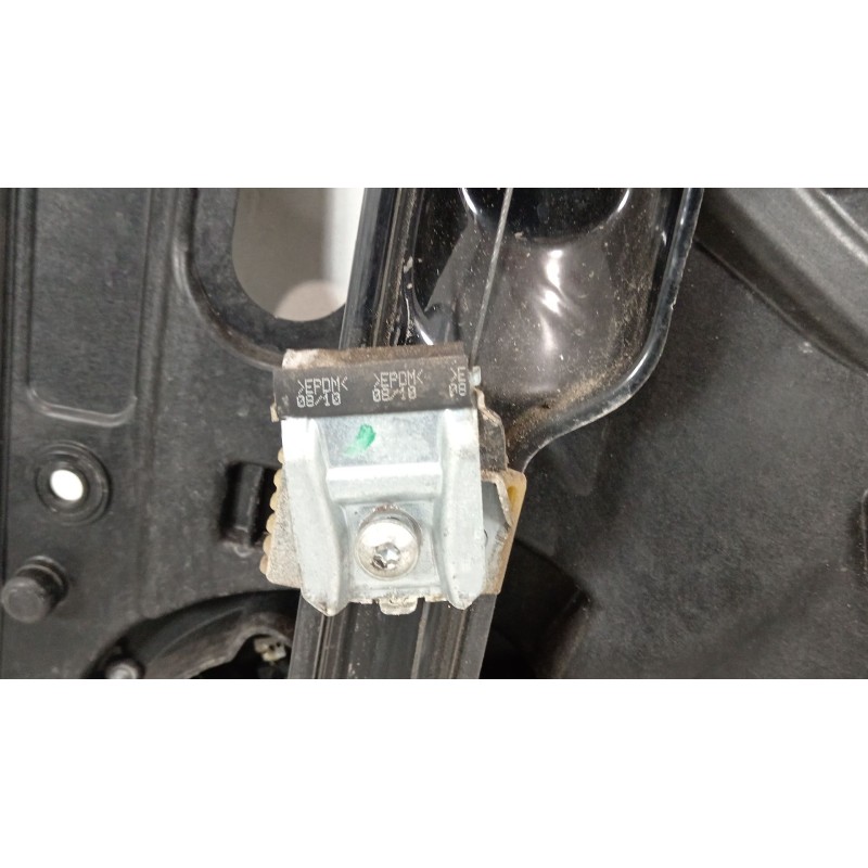 Recambio de elevalunas delantero izquierdo para volkswagen golf vi (5k1) 2.0 gti referencia OEM IAM 5K1837729Q 5K0959701C 5K0959